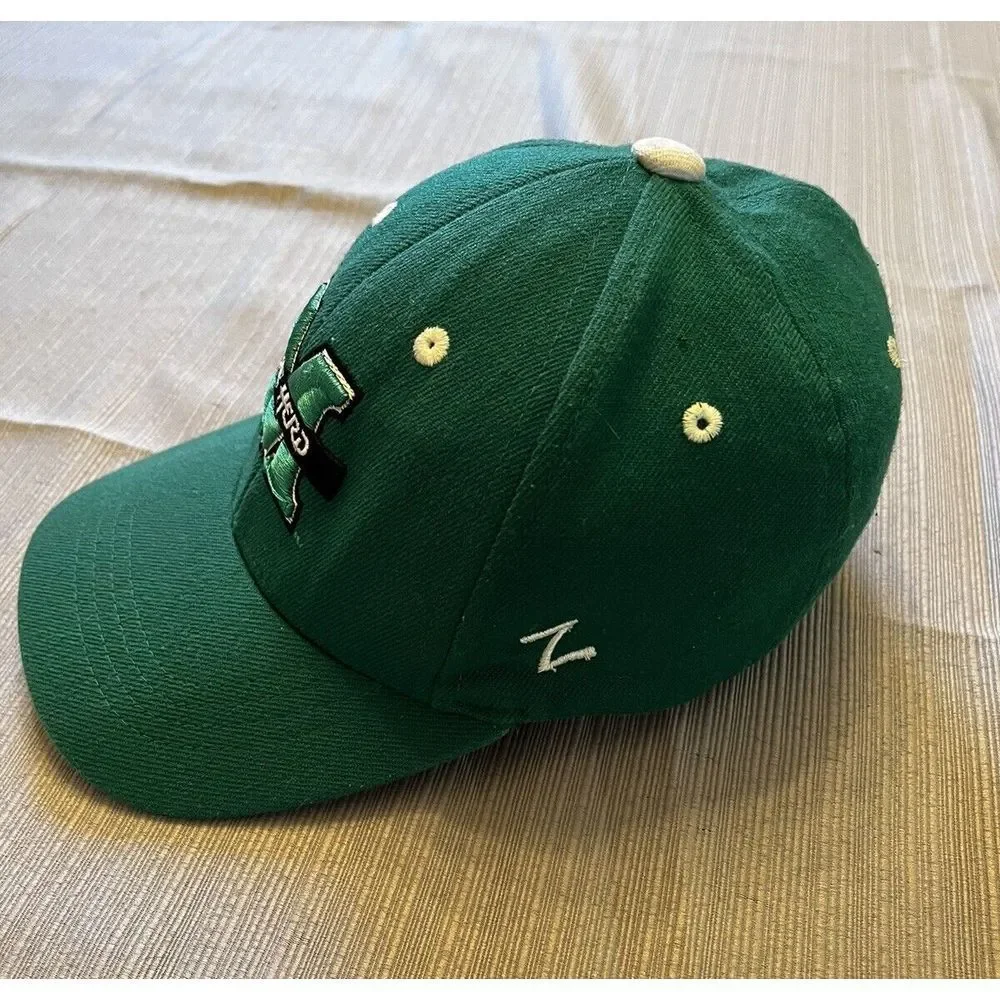 Marshall University Youth Stretch Baseball Cap Zephyr Z Fit The‎ Thundering Herd